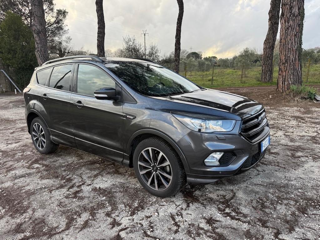 Ford Kuga 1.5 TDCI 120 CV S&S 2WD ST-Line