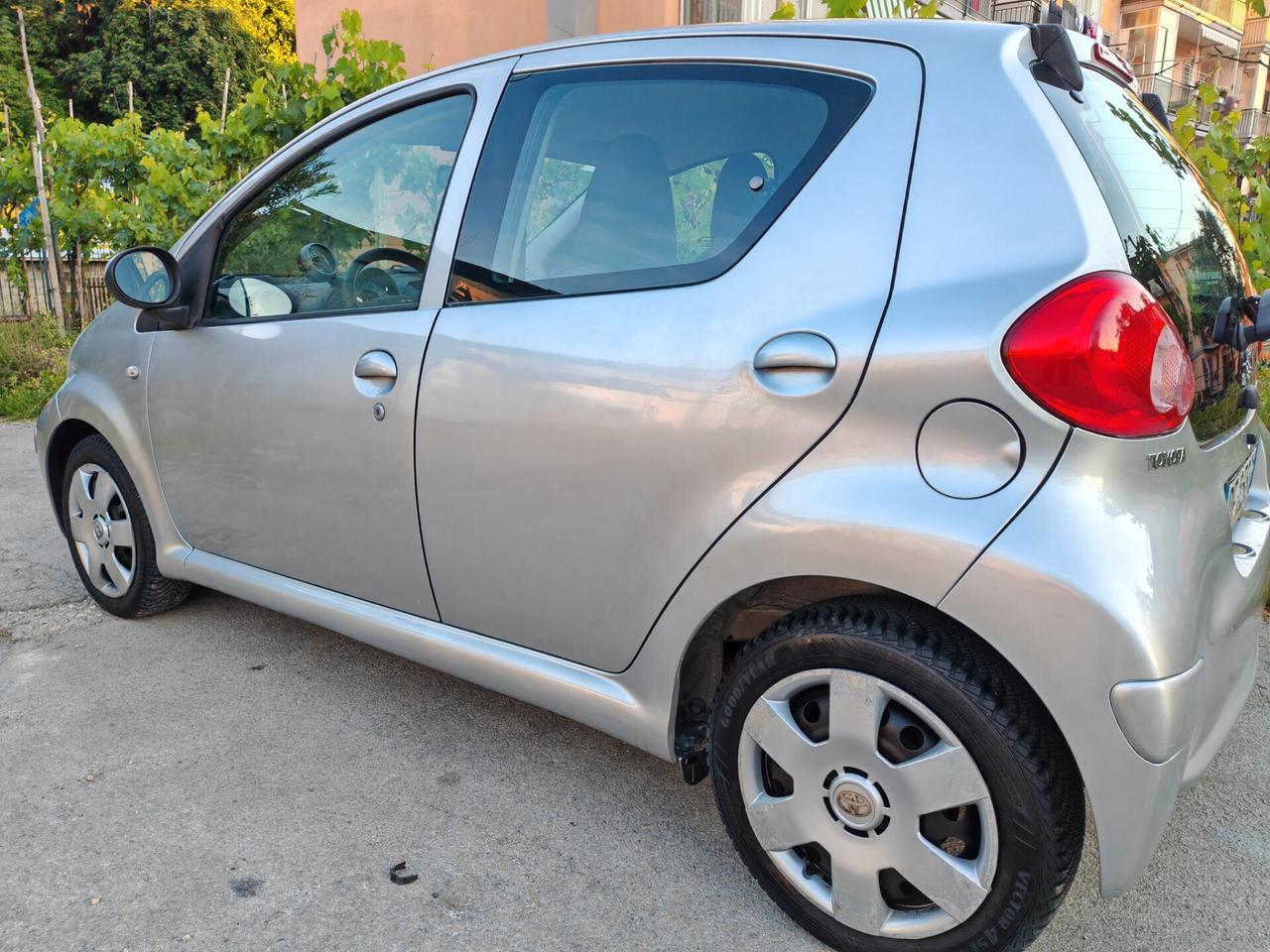 Toyota Aygo 1.0 CAMBIO AUTOMATICO ZONA VOMERO