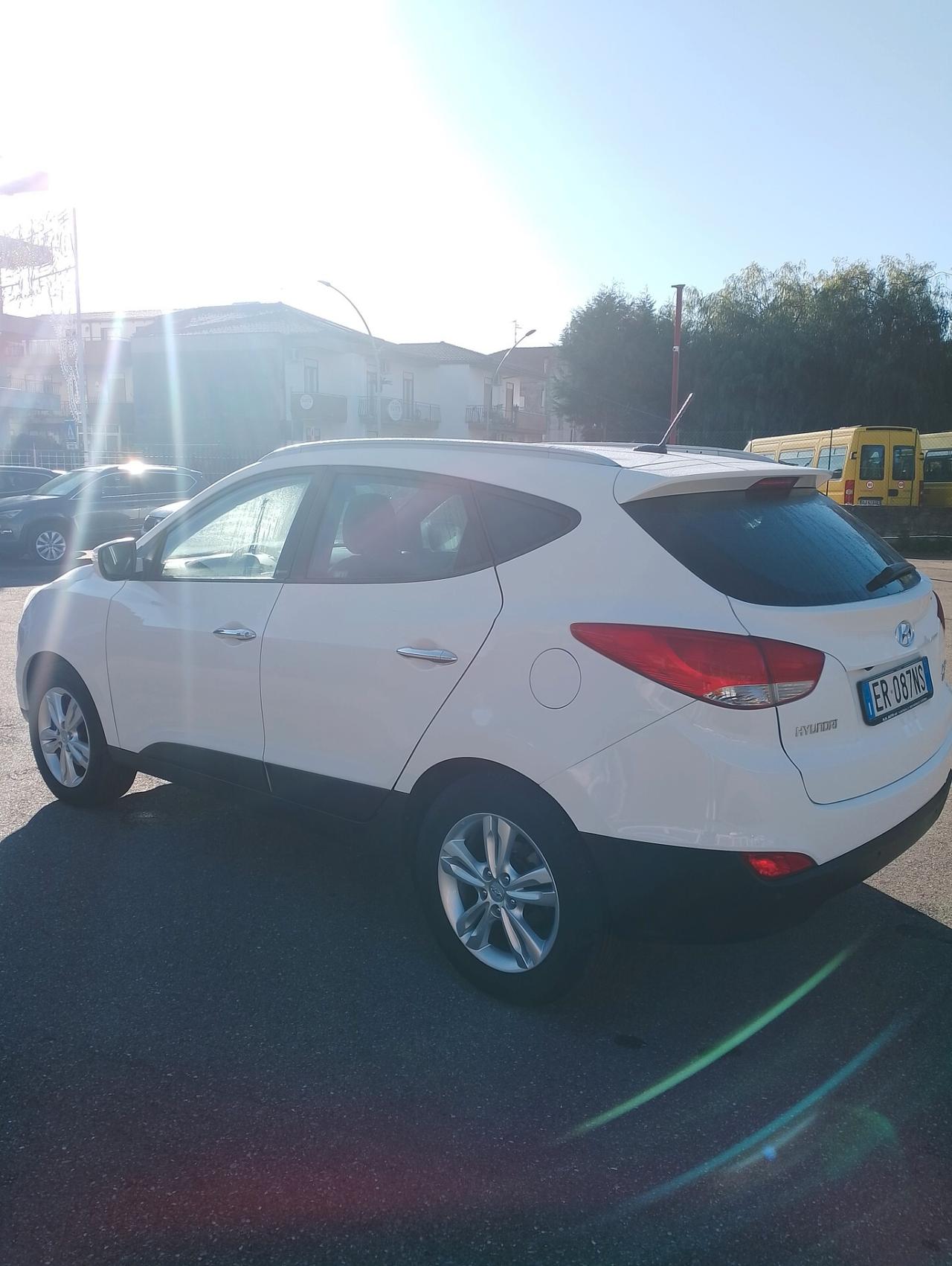 Hyundai iX35 1.7 CRDi 2WD Xpossible