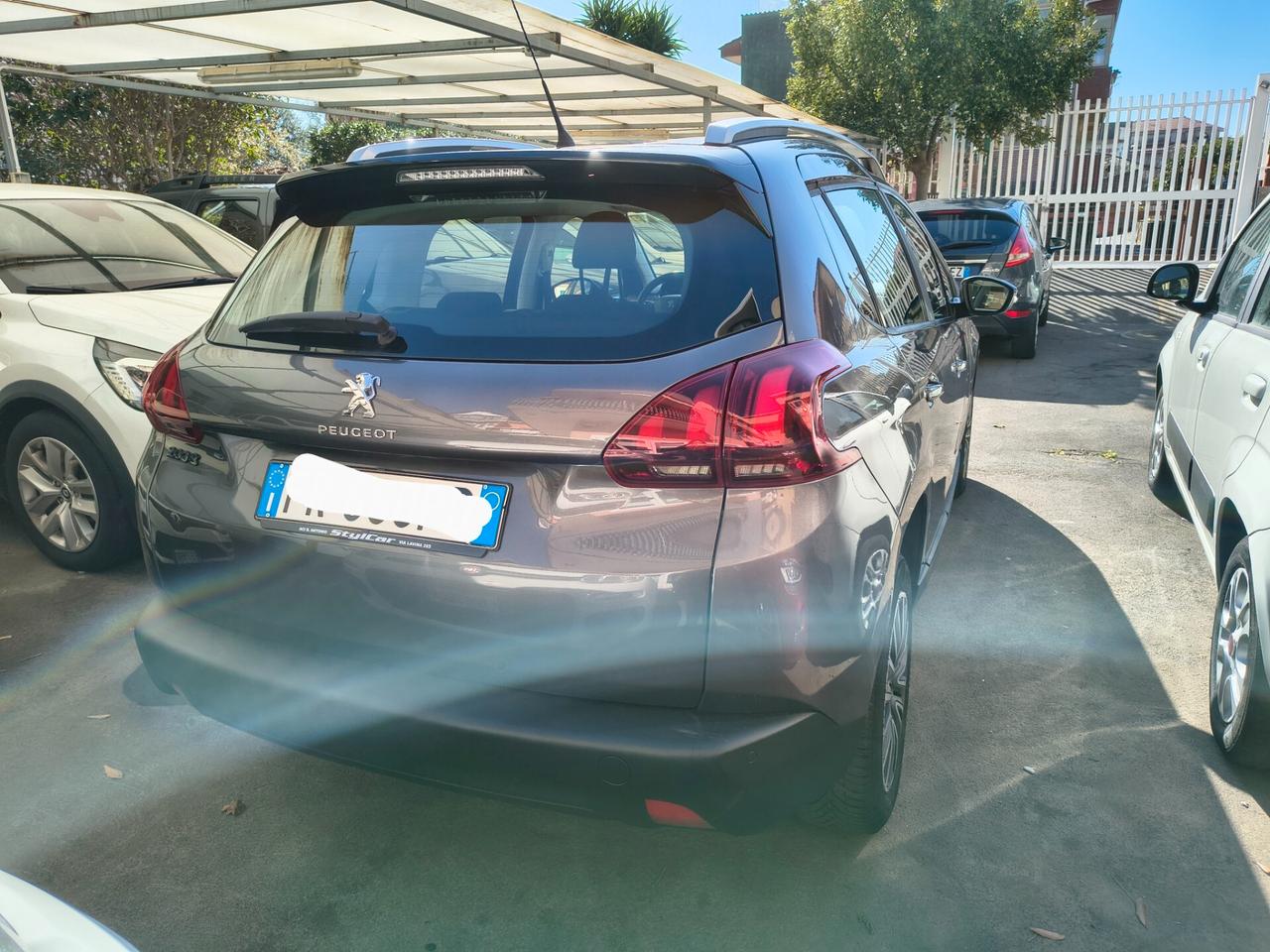 Peugeot 2008 BlueHDi 100 Black Matt 8V SENZA CATENINO