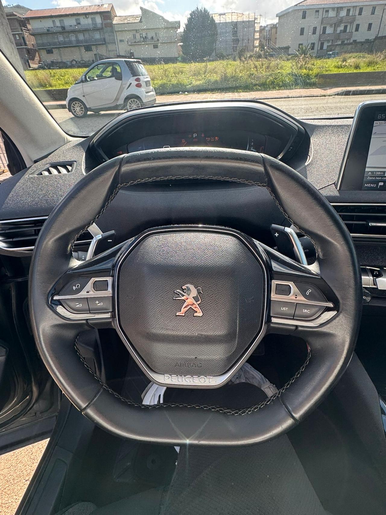 Peugeot 3008 BlueHDi 130 S&S Allure