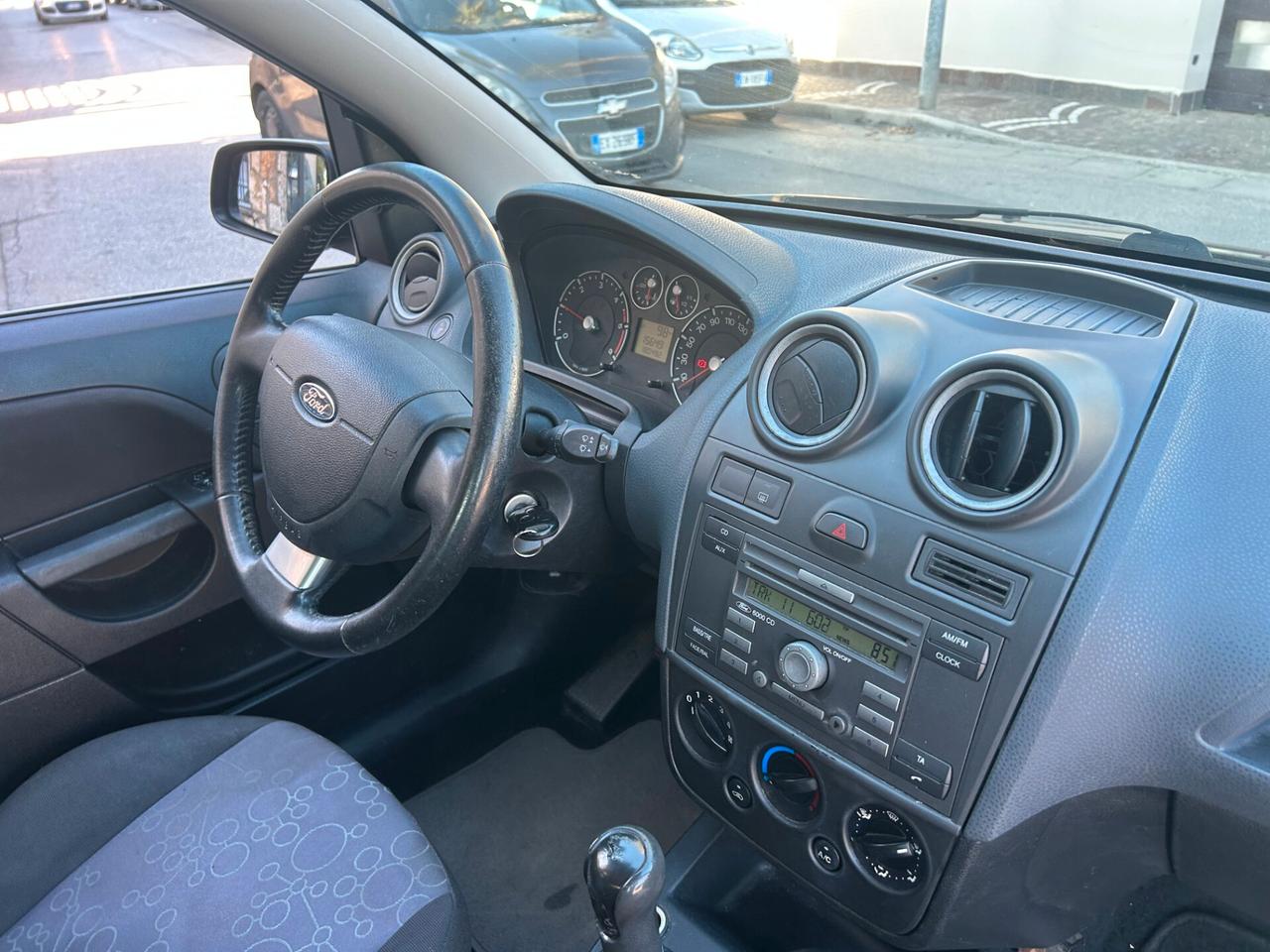 Ford Fiesta 1.4 TDCi 5p. Ghia