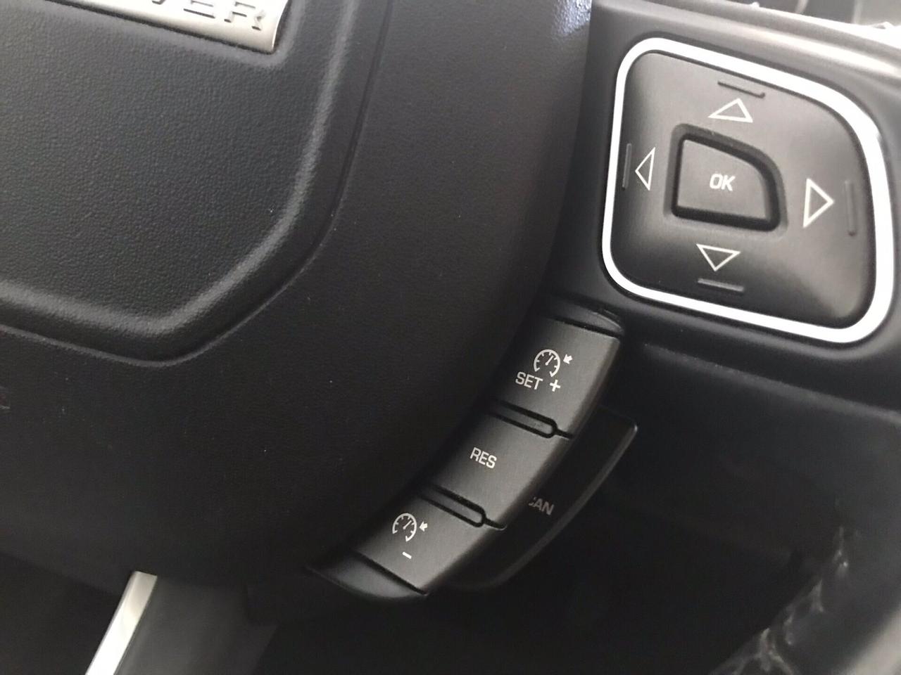 Land Rover Evoque 2.2 TD4 5p. PRESTIGE PANORAMICO
