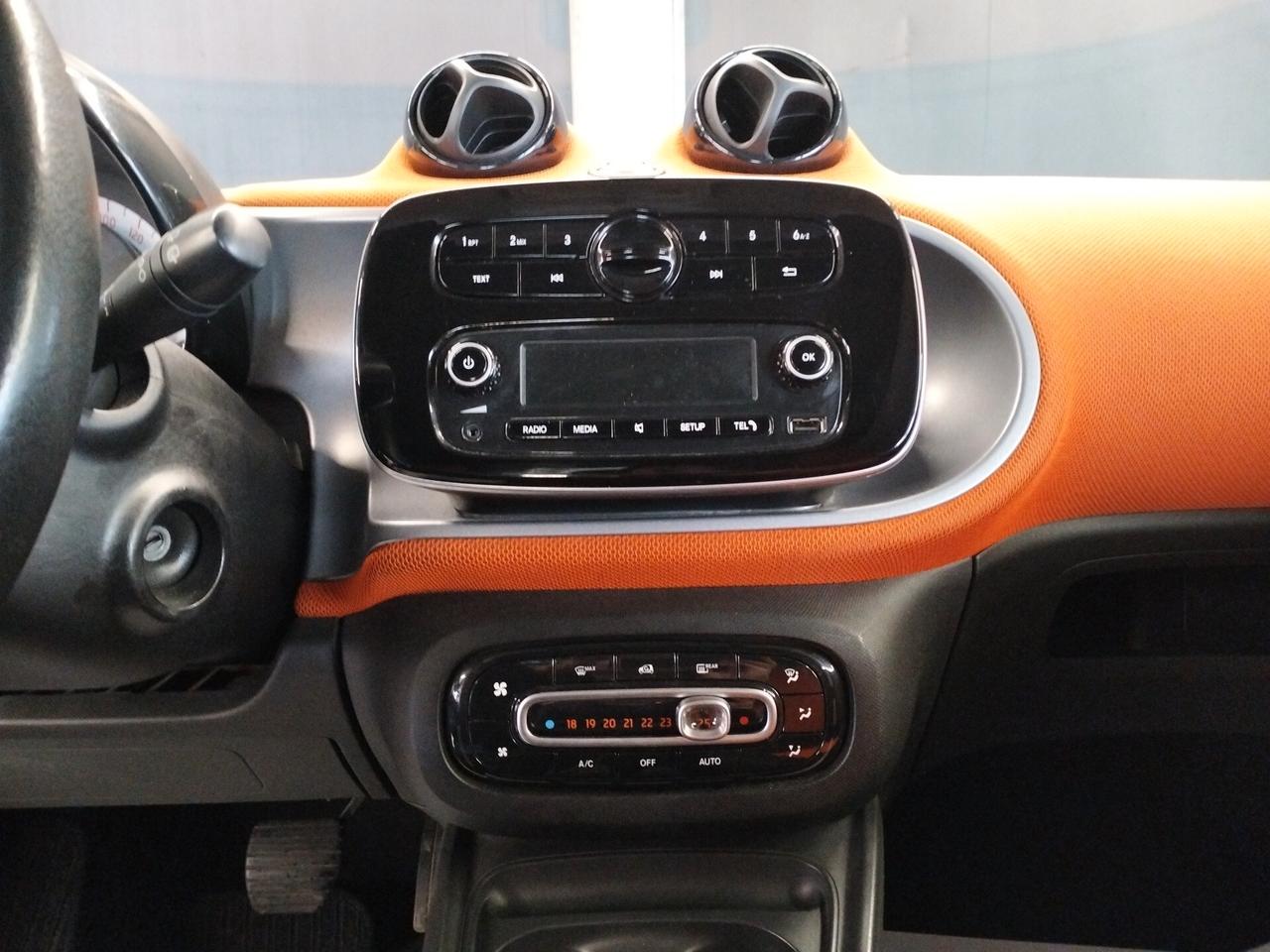 Smart ForTwo 70 1.0 twinamic Passion - TETTO PANORAMICO