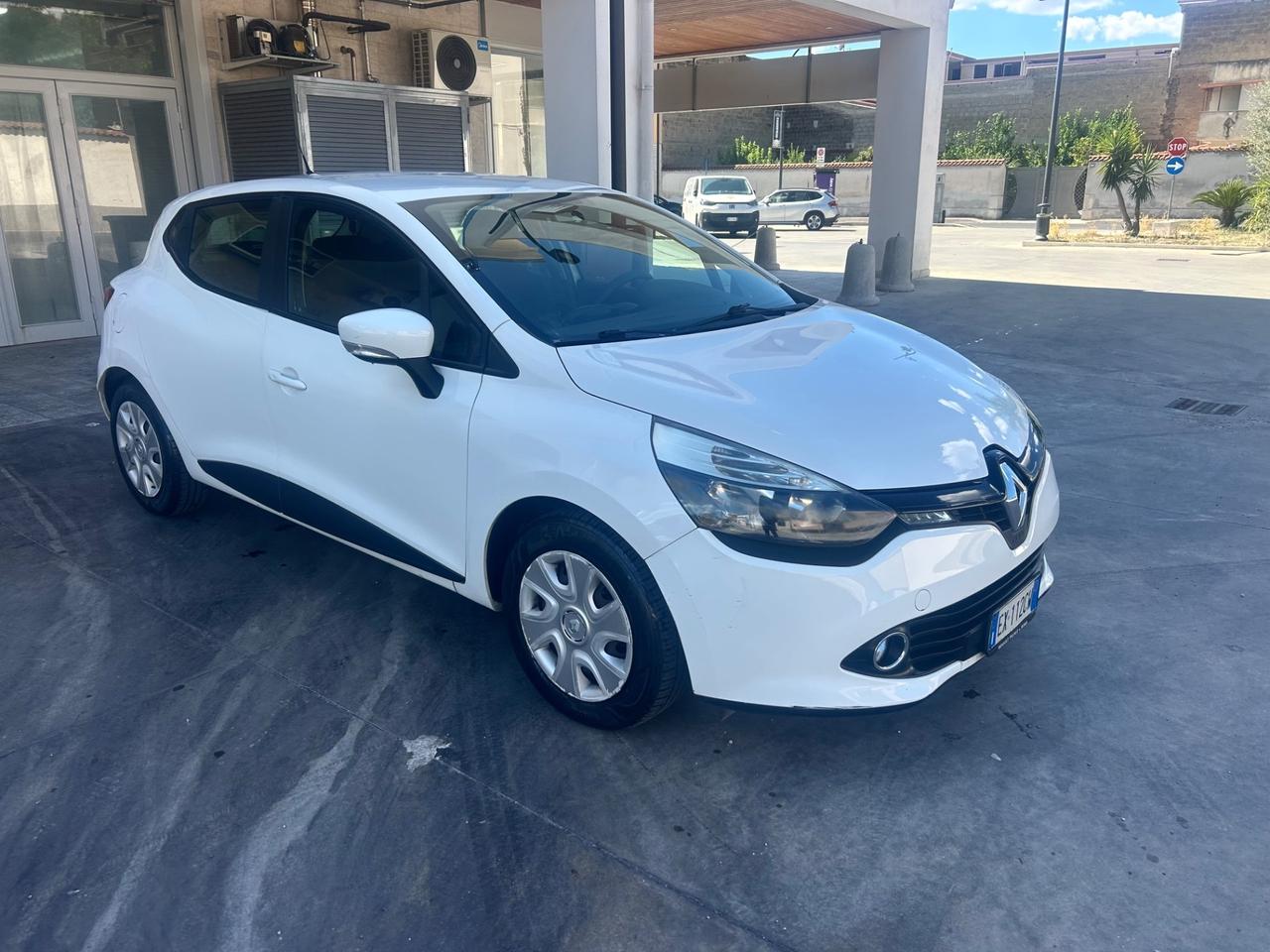Renault Clio 1.2 75CV 5 porte GPL