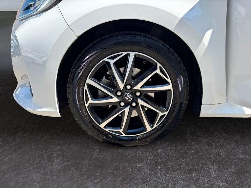 Toyota Yaris Hybrid Trend MY22