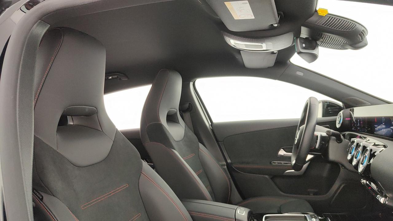 Mercedes-Benz A 180 d Premium auto