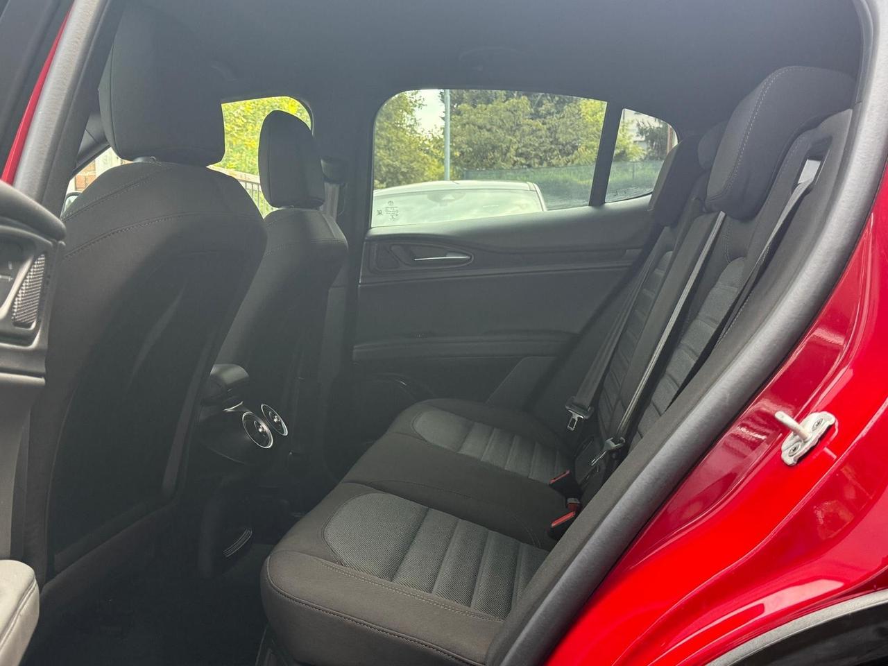 Alfa Romeo Stelvio 2.2 Turbodiesel 160 CV AT8 RWD Super