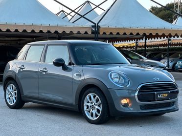 MINI Cooper D 1.5 115 CV 5 porte Business XL