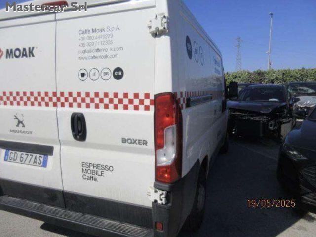 PEUGEOT Boxer L1H1 333 2.2 BLUEHDI 140CV SeS- GD677AS