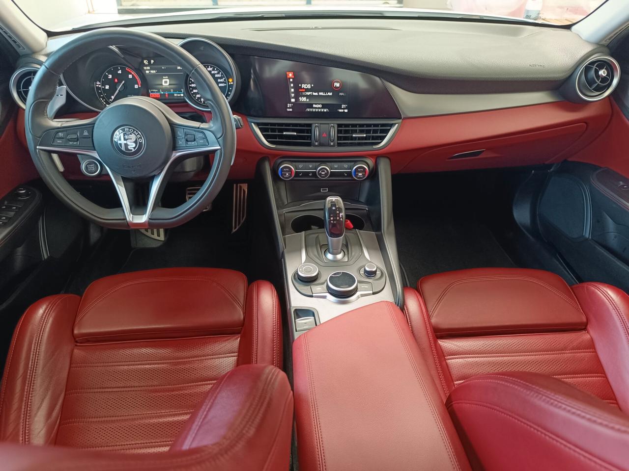 Alfa Romeo Giulia 2.2 Turbodiesel 210 CV AT8 AWD Q4 Veloce