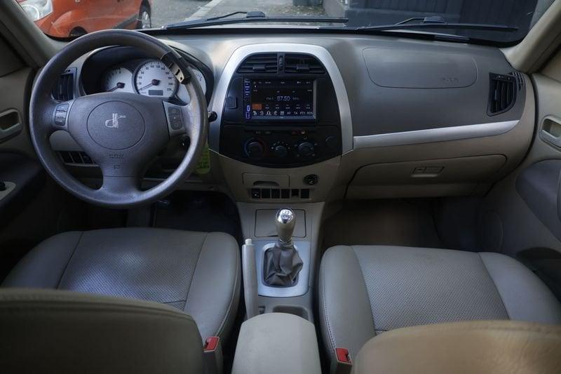 DR AUTOMOBILES dr5 DR AUTOMOBILES dr5 dr5 1.6 16V Bi-Fuel GPL 80KW ANNO 2010