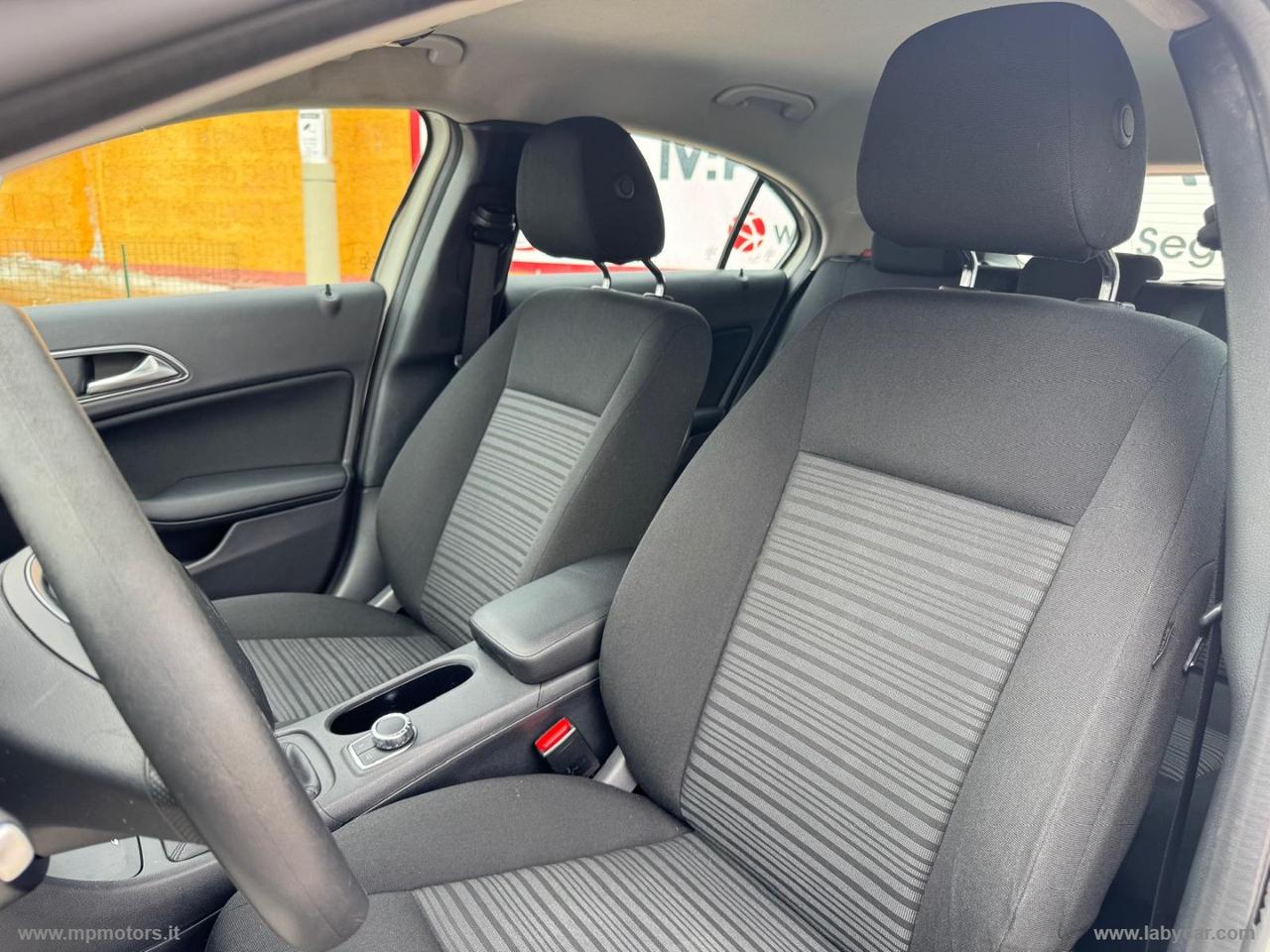 MERCEDES-BENZ A 180 EXECUTIVE 1.5 CDI 109CV