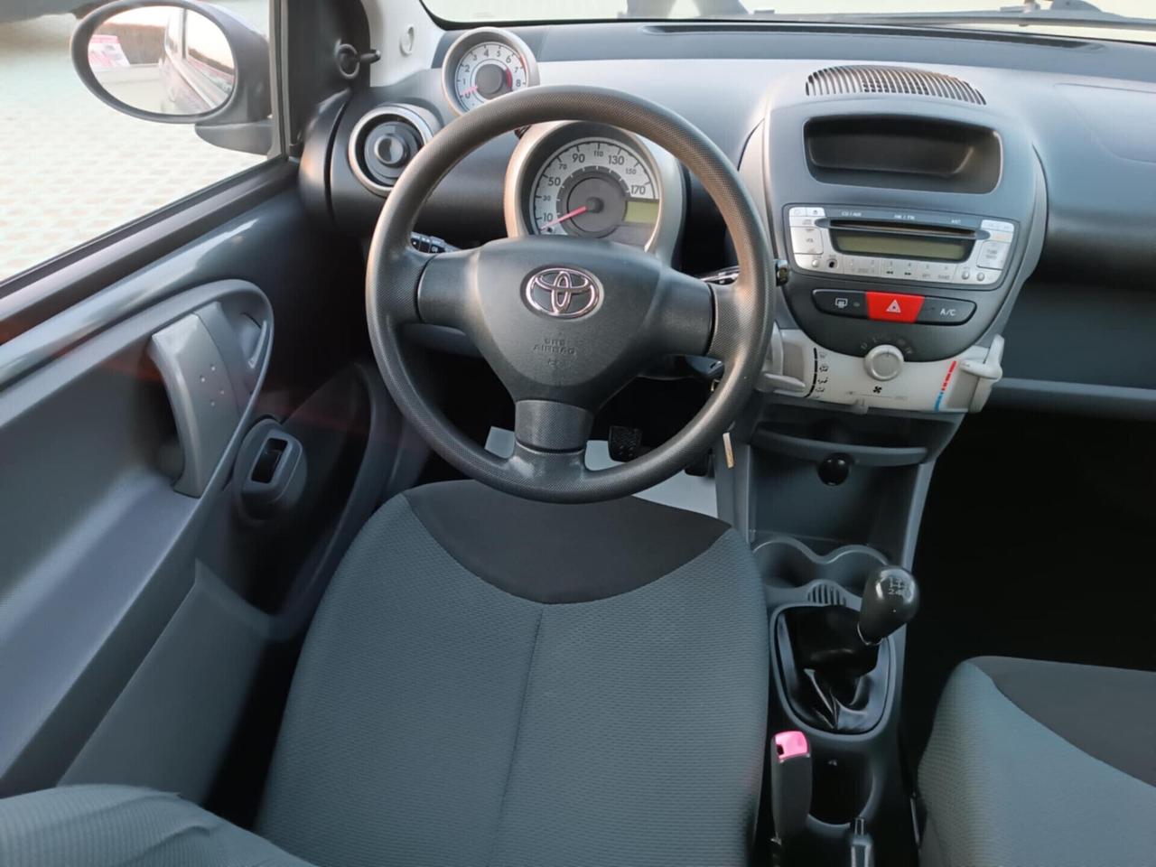 Toyota Aygo 1.0 12V VVT-i 3 porte