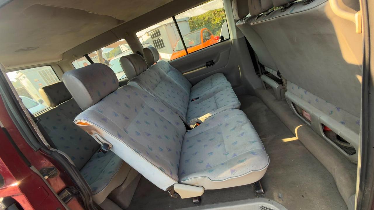 Volkswagen Transporter 1.9 TD cat Caravelle