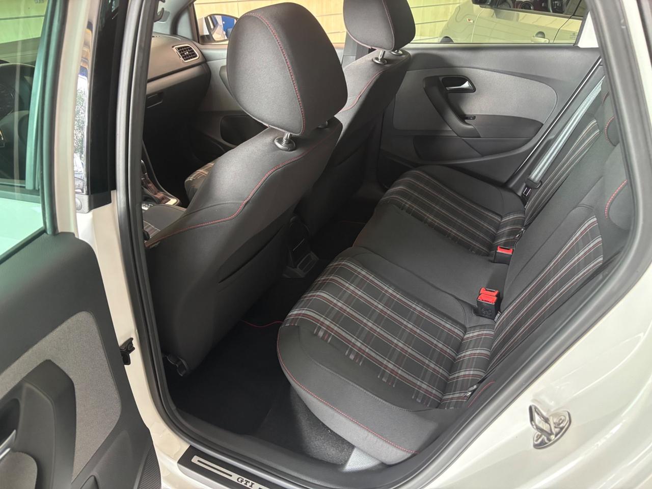 Volkswagen Polo 1.4 TSI DSG 5 porte GTI