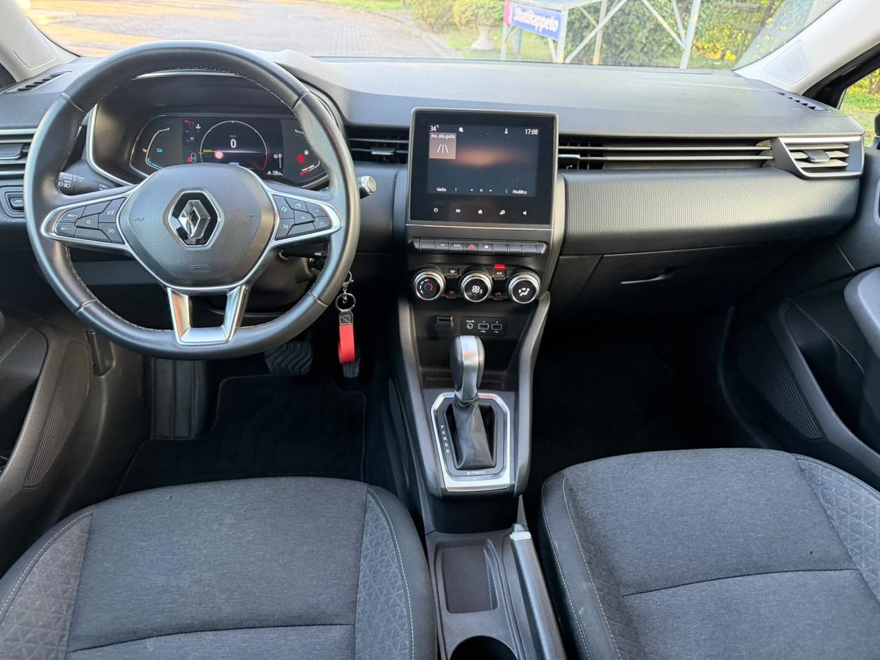Renault Clio Full Hybrid E-Tech 140 CV 5 porte Initiale Paris