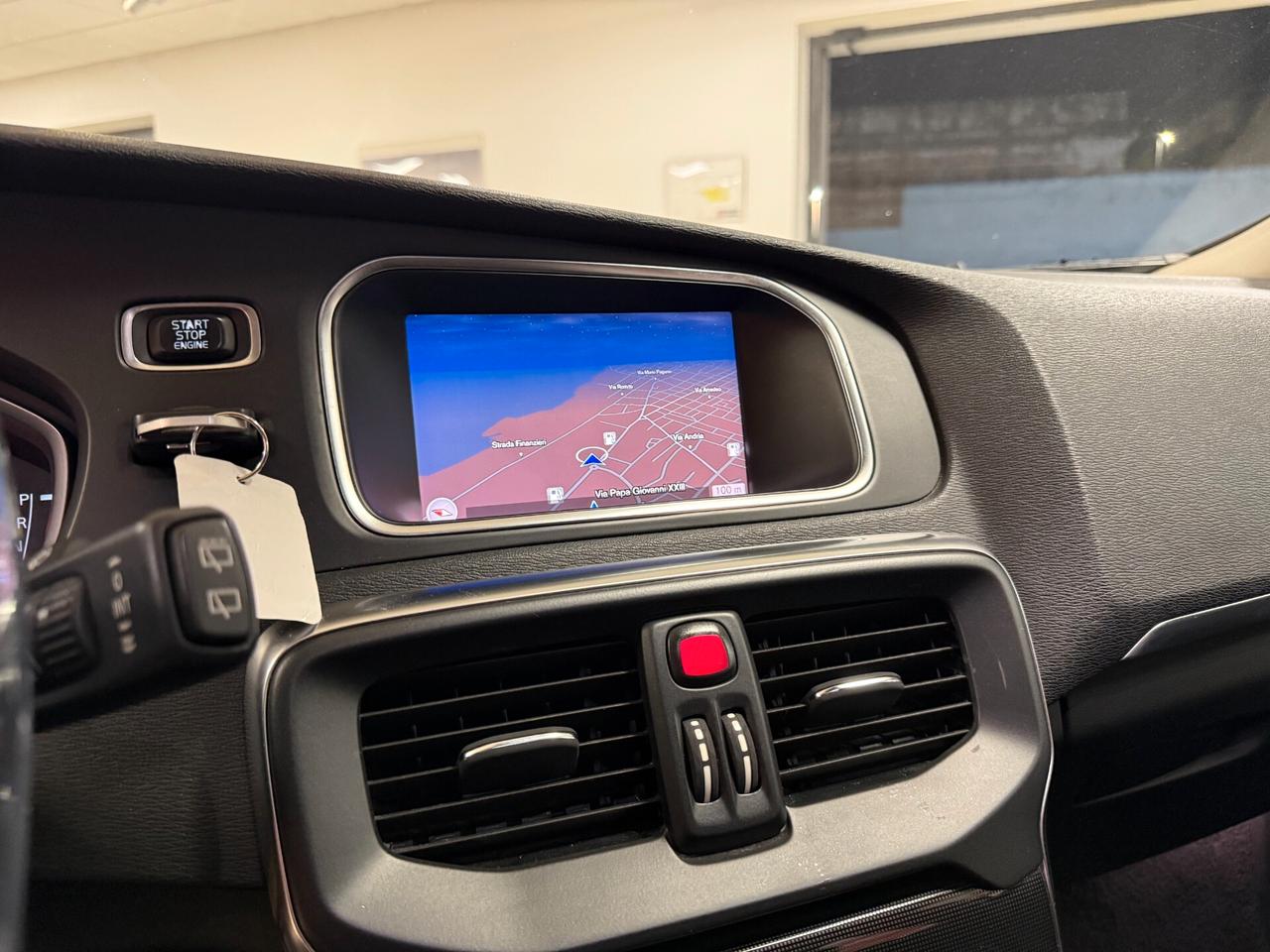 Volvo V40 D3 Geartronic Momentum