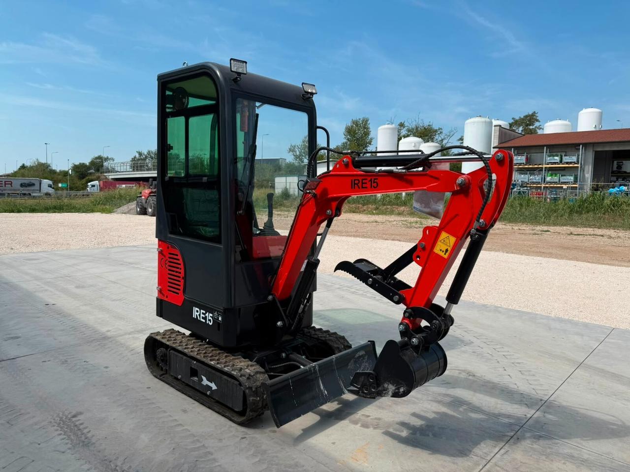 Altro IRE15 mini escavatore NUOVO