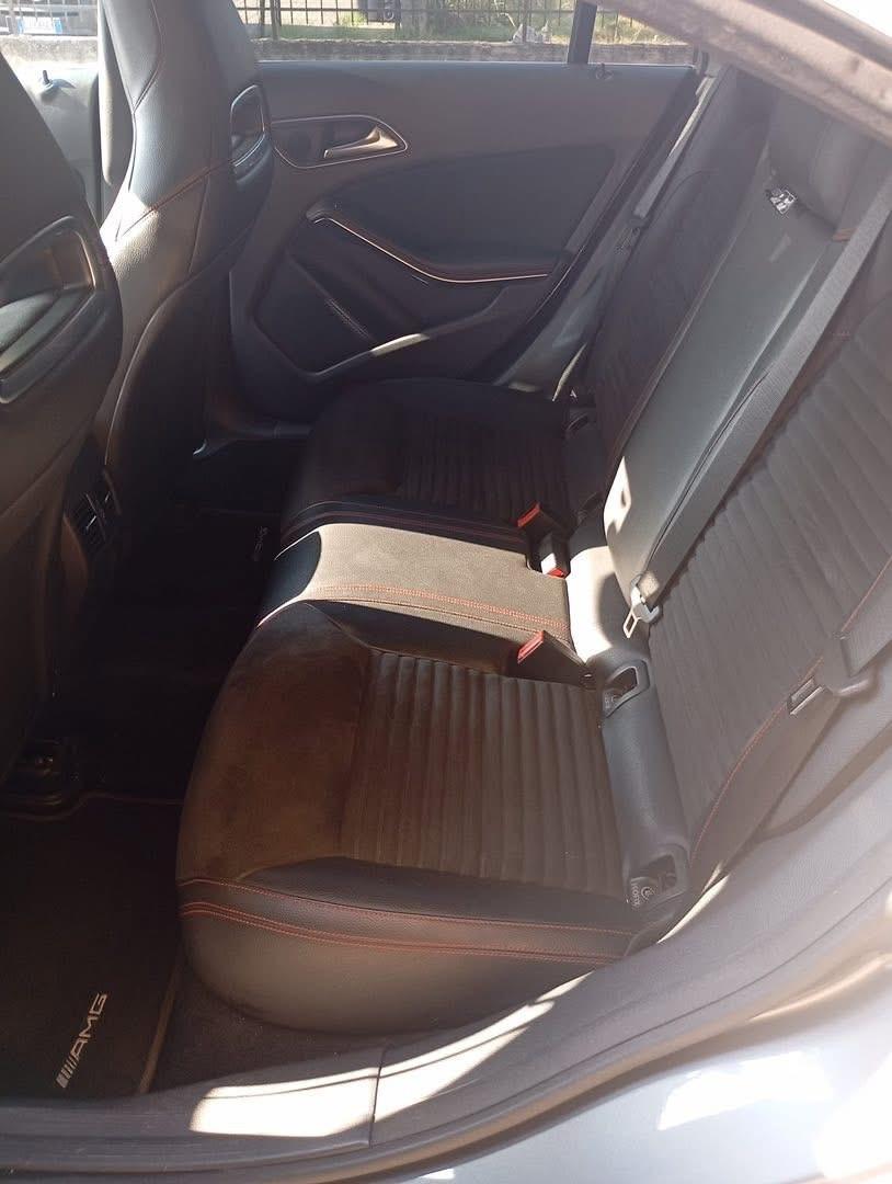 Mercedes-benz CLA 220 CDI Automatic Premium