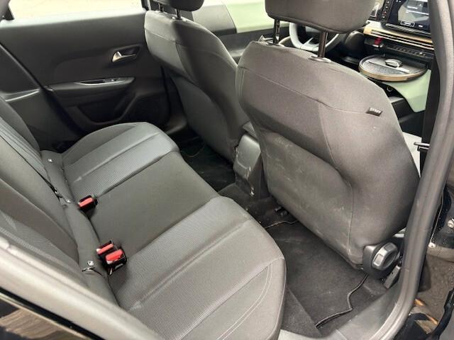 Lancia Ypsilon Hybrid e-DCT