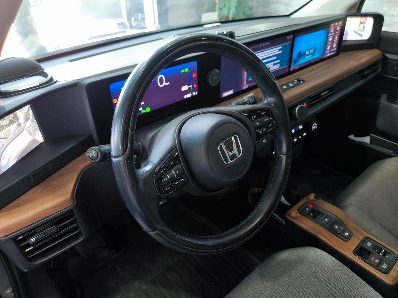 Honda e