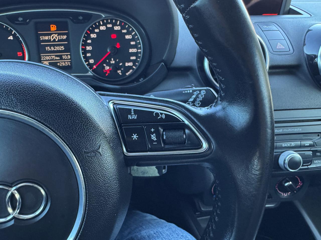 AUDI A1 1.6TDI AMBITION/MMI