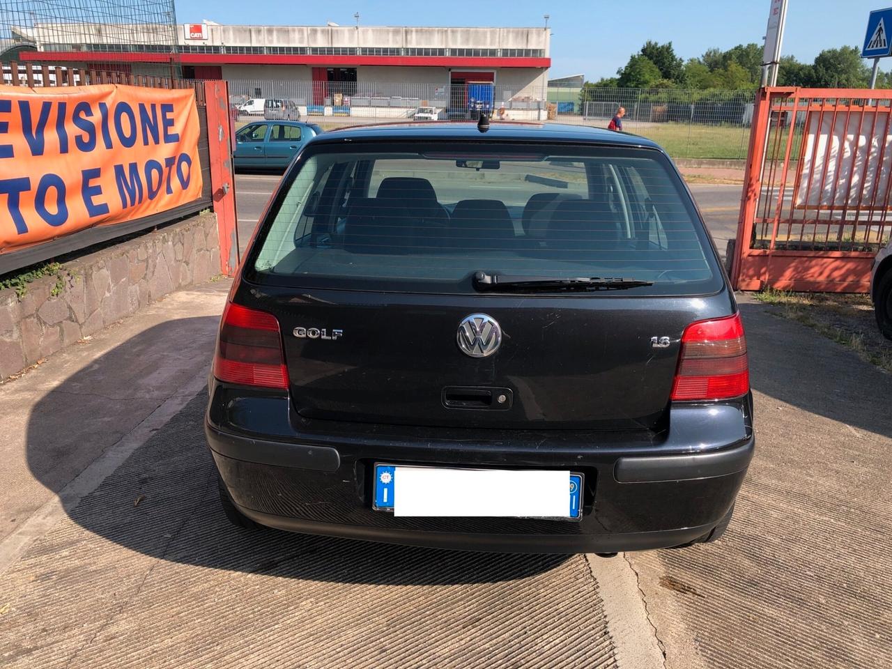 Volkswagen Golf 1.6 cat 5 porte Highline
