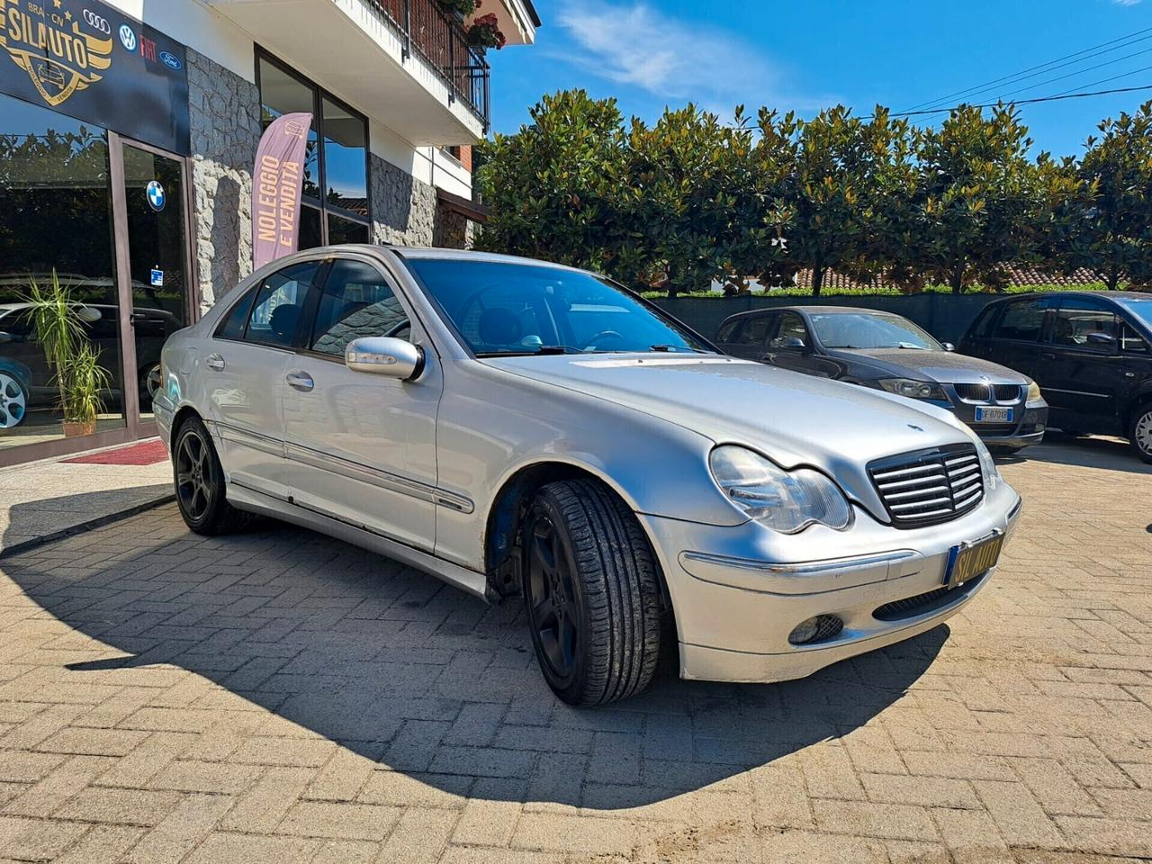 Mercedes-benz C 220 / 105KW / 143CV