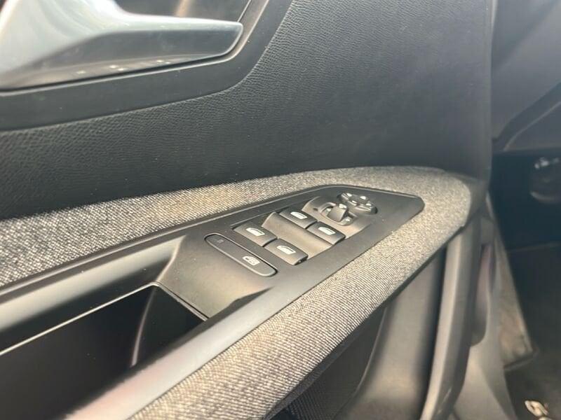 Peugeot 5008 BlueHDi 130 Active Pack EAT8 S/S aut.