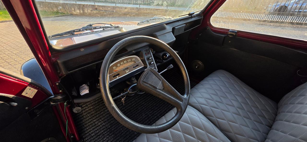 Citroen 2CV 6 Charleston