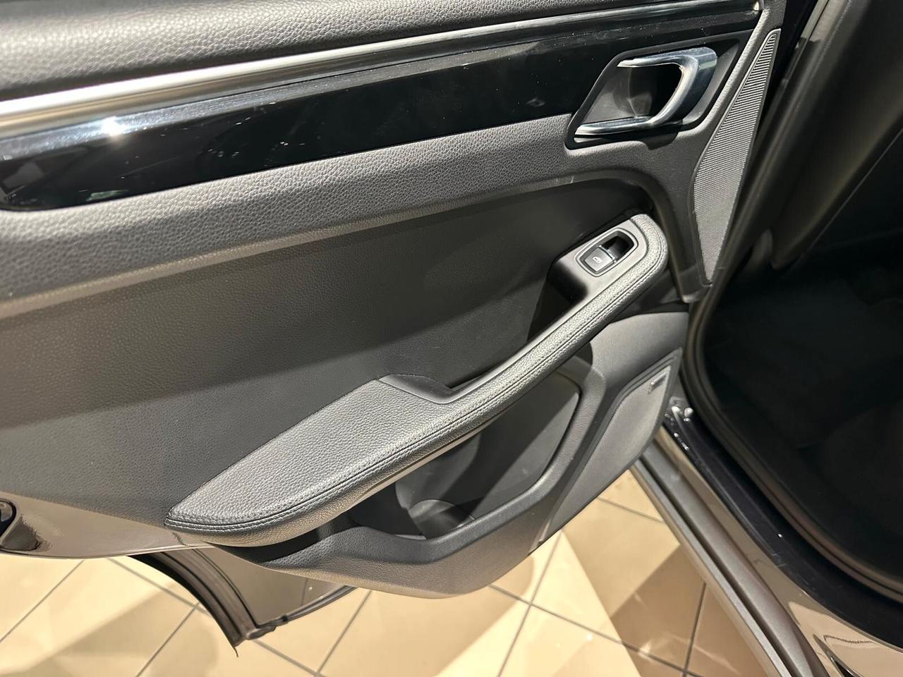 Porsche Macan S 258 cv pdk