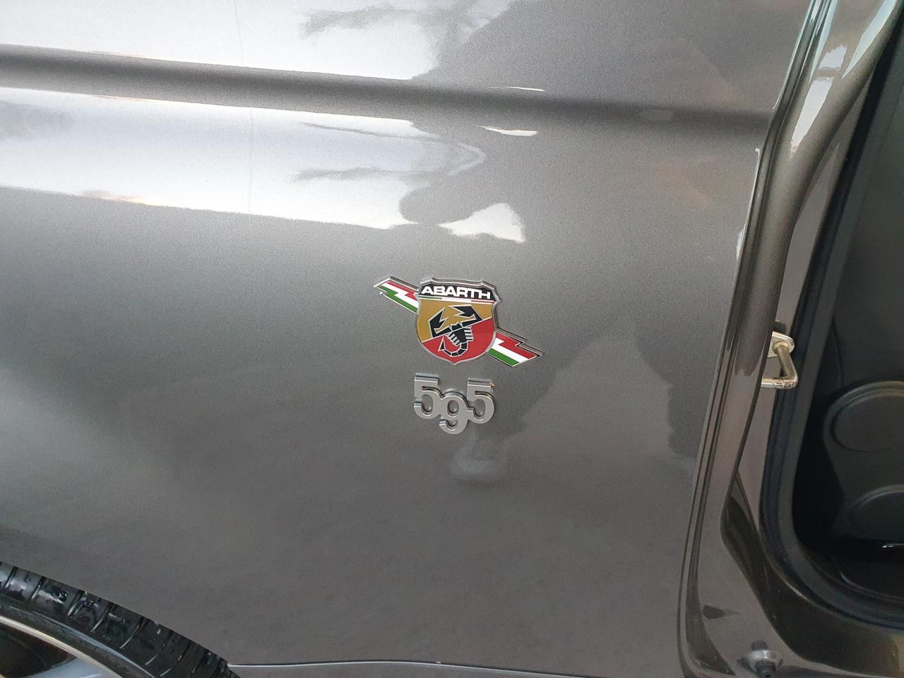 Abarth 595 1.4 Turbo T-Jet 165 CV Turismo