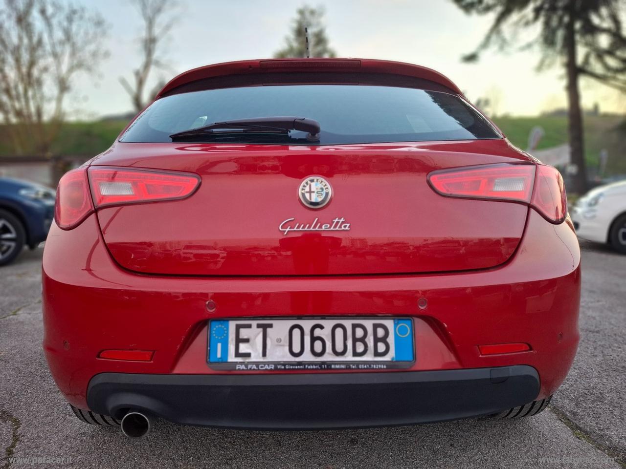 ALFA ROMEO Giulietta 1.6 JTDm-2 105 CV Distinctive