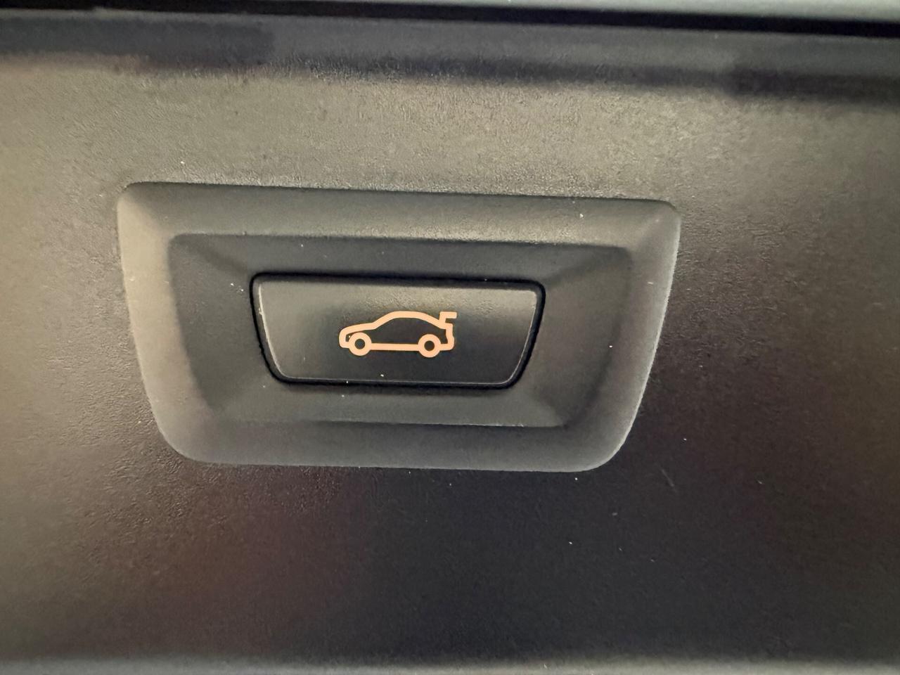 Bmw 520 520d Touring LUXURY -2.0 Diesel 190 CV -Automatica