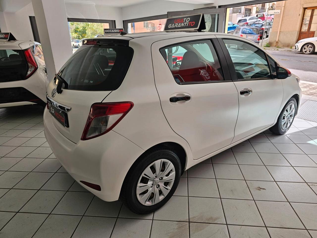 Toyota Yaris 1.4 D-4D 5 porte Lounge