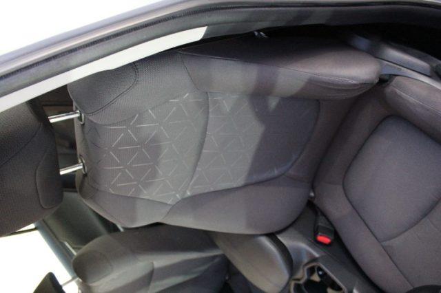 TOYOTA RAV 4 MY23 RAV4 2.5 HV (218CV) E-CVT 2WD Active