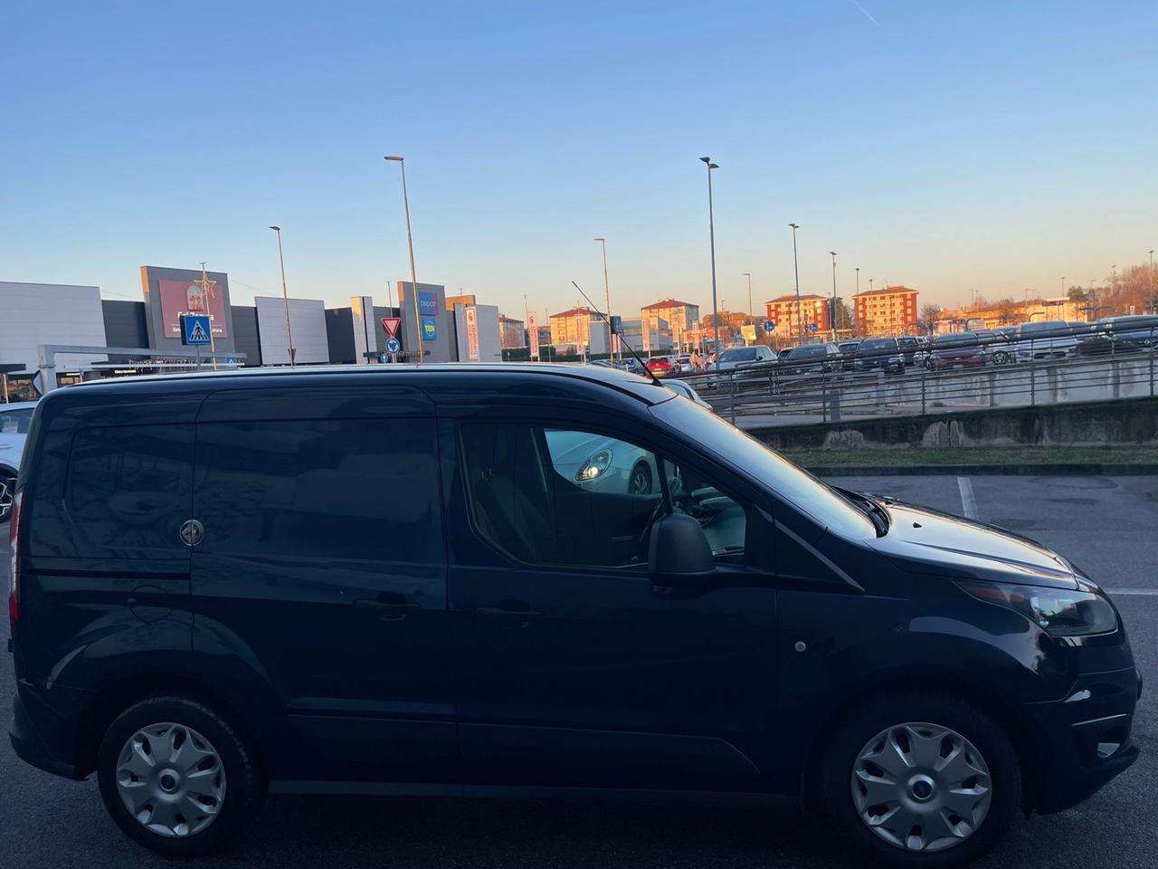 Ford transit 1.5 TDCI Kasten Trend