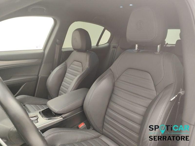 Alfa Romeo Stelvio 2023 2.2 t Veloce Q4 210cv auto