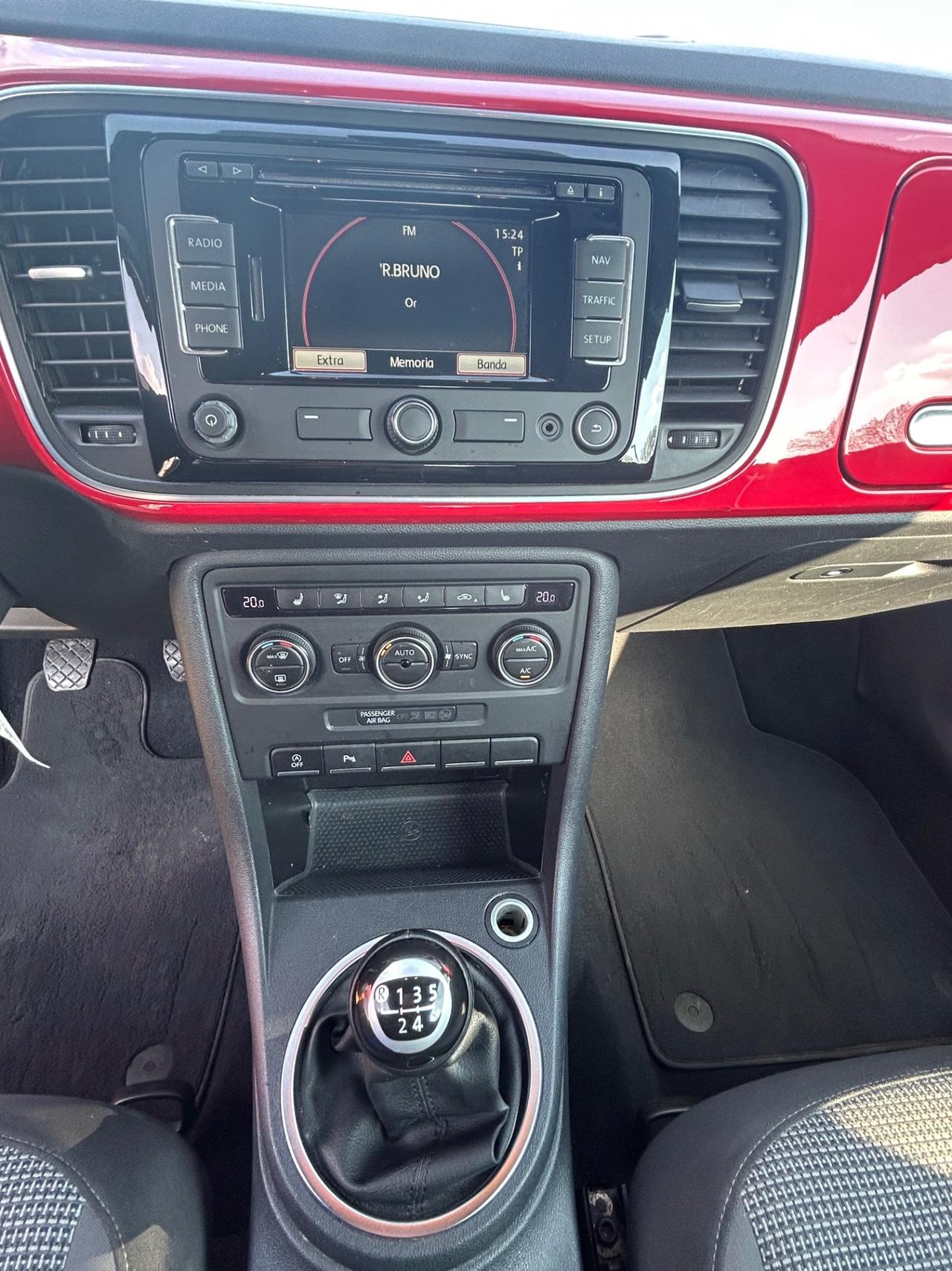 Volkswagen Maggiolino Cabriolet 1.6 TDI 105cv VINTAGE