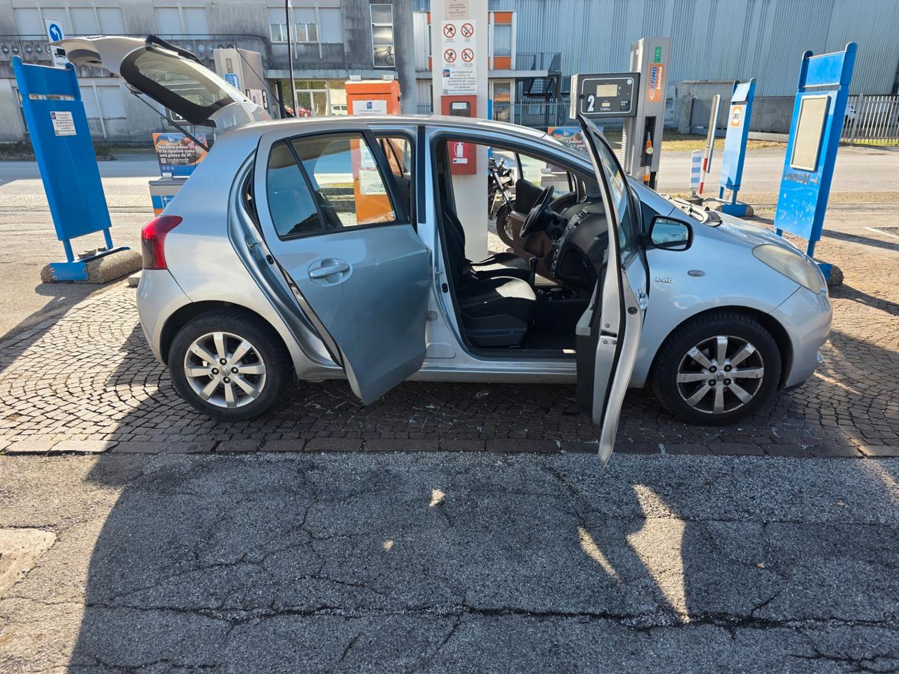 Toyota Yaris 1.4 D-4D 5porte con 254.000km Neopatentati ok