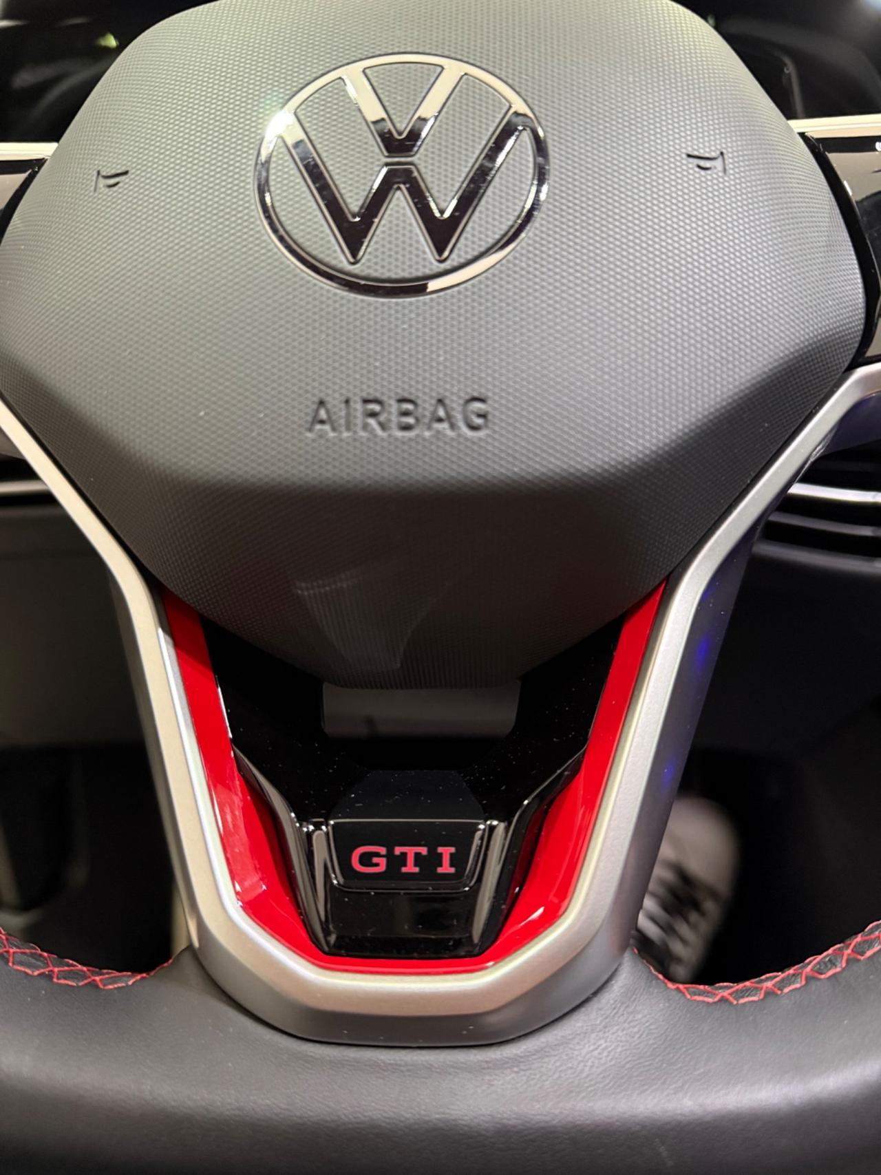 Volkswagen Golf GTI Golf 2.0 TSI GTI DSG