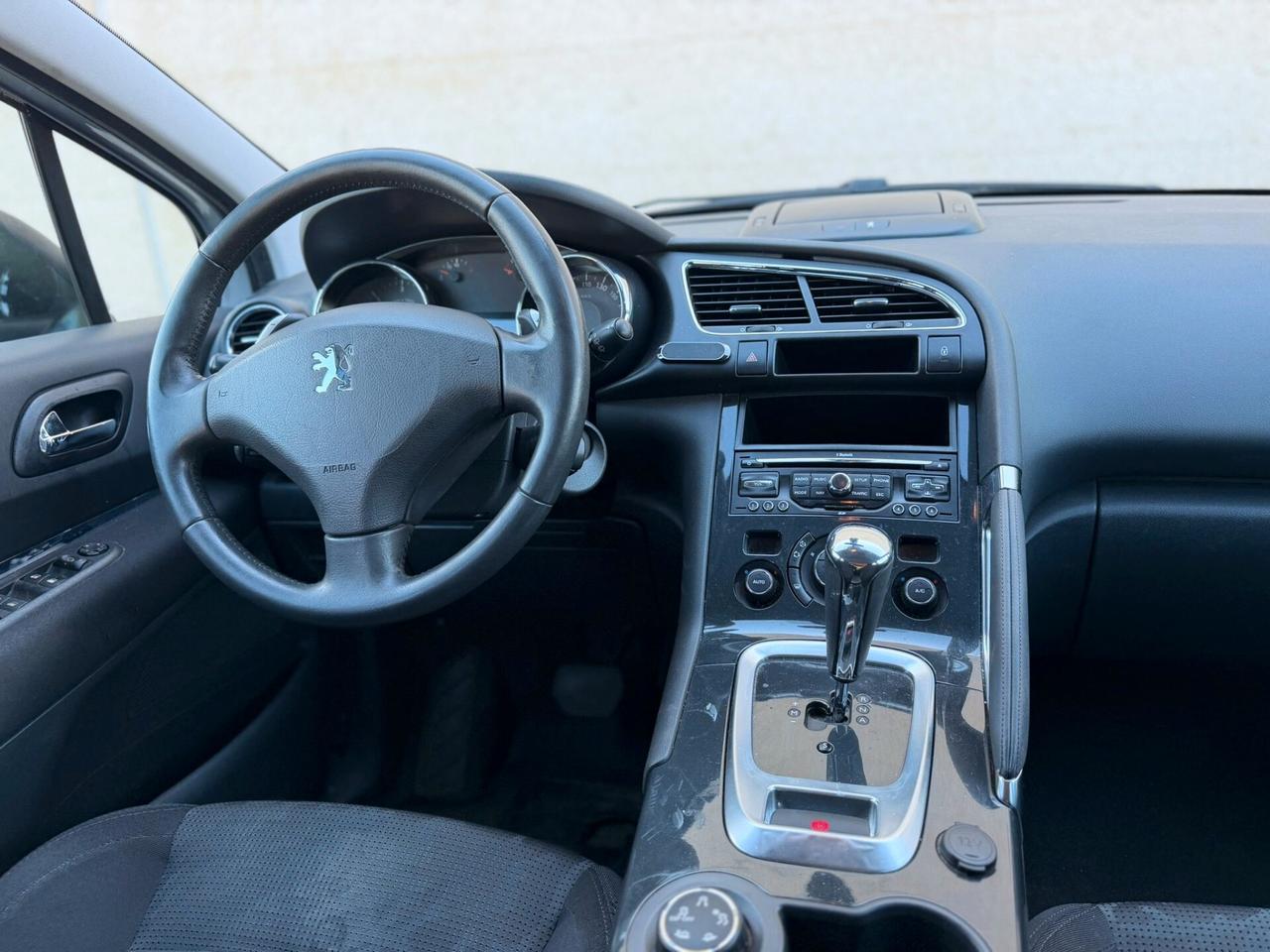 Peugeot 3008 1.6 HDi 112CV Automatico