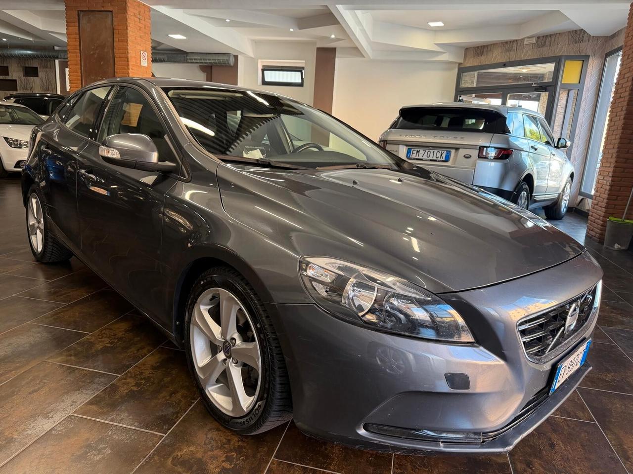 Volvo V40 D2 1.6 Summum