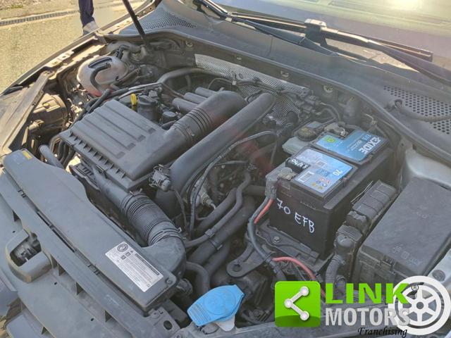 VOLKSWAGEN Golf Business 1.4 TSI 140 CV DSG 5p. Highline BlueMot.
