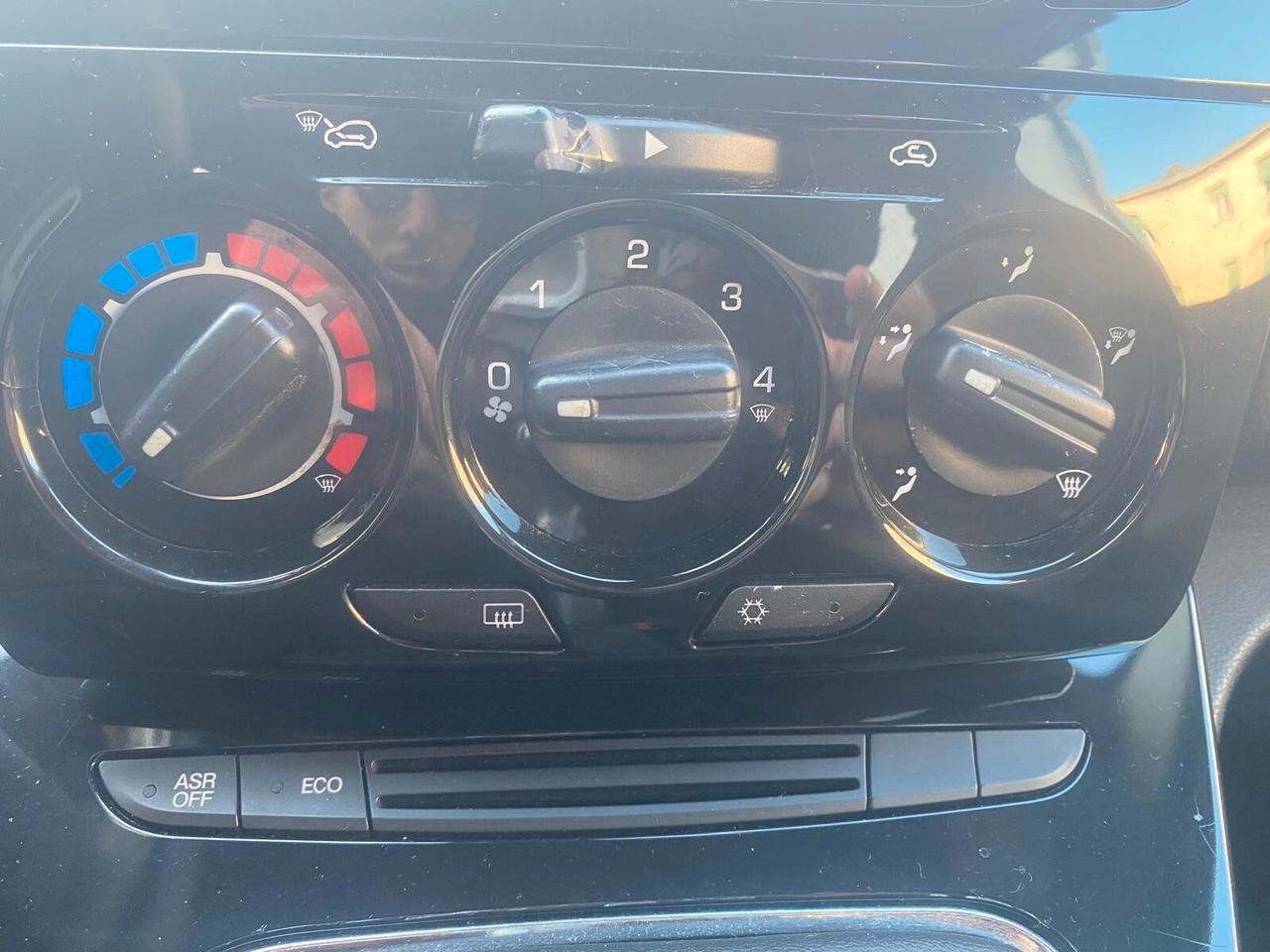 Lancia Ypsilon 0.9 TwinAir 85 CV 120.000KM