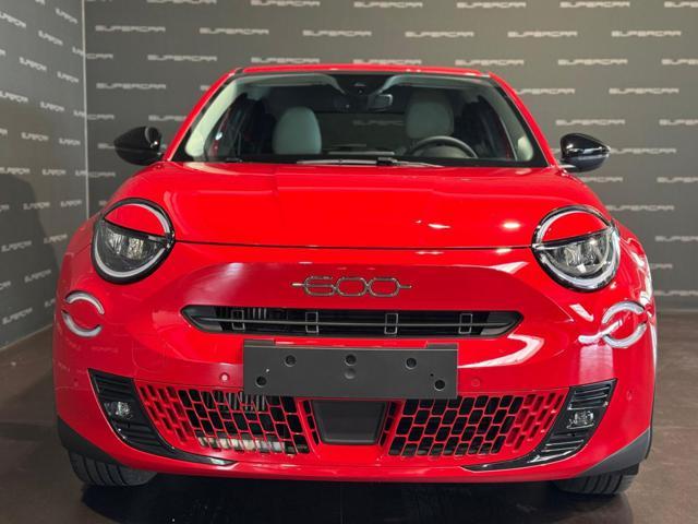 FIAT 600 Hybrid 100 CV DCT MHEV La Prima DISP. ALTRI COLORI