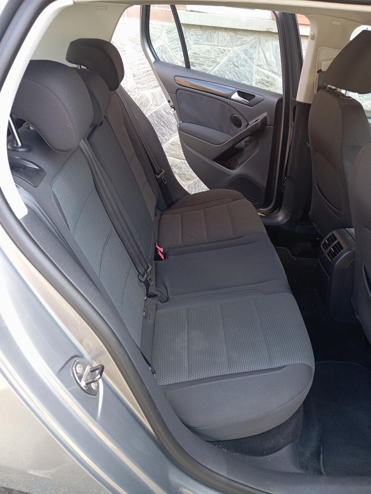 Volkswagen Golf VI 1.6 TDI DPF 5p. Sport Edition