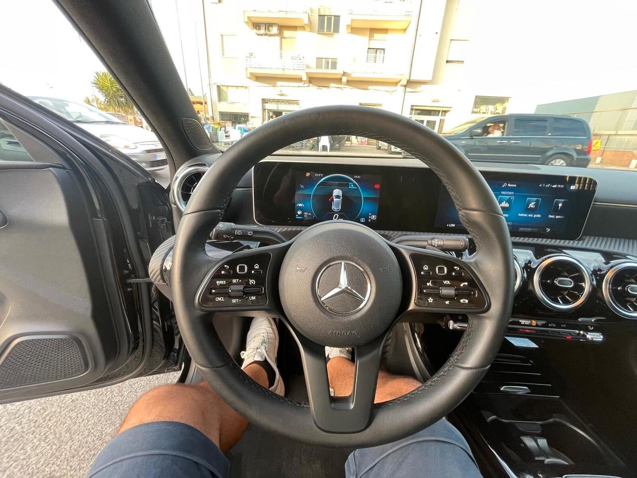 Mercedes-benz A 180 d Automatic Sport