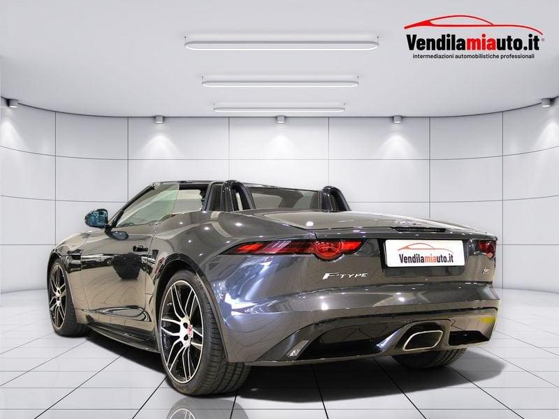 Jaguar F-Type F-Type Cabrio 2.0 i4 chequered flag